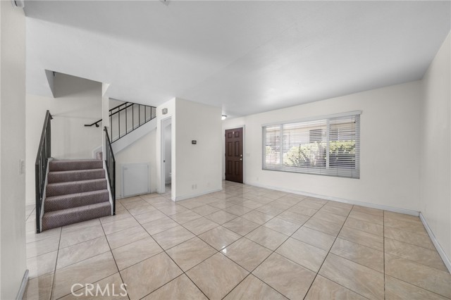 2256 Shady Hills Drive, Diamond Bar CA: https://media.crmls.org/medias/46475736-99b7-4231-8bd6-28170e8b8cb3.jpg
