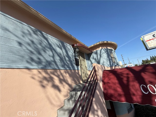  Commercial for Sale in Studio City, California