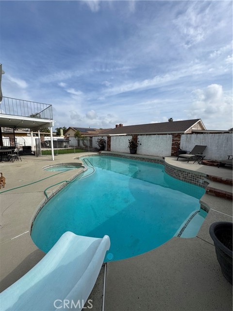 Detail Gallery Image 10 of 16 For 13681 San Juan Ct, Chino,  CA 91710 - 5 Beds | 2/1 Baths