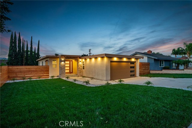 333 W Francis St, Corona, CA 92882