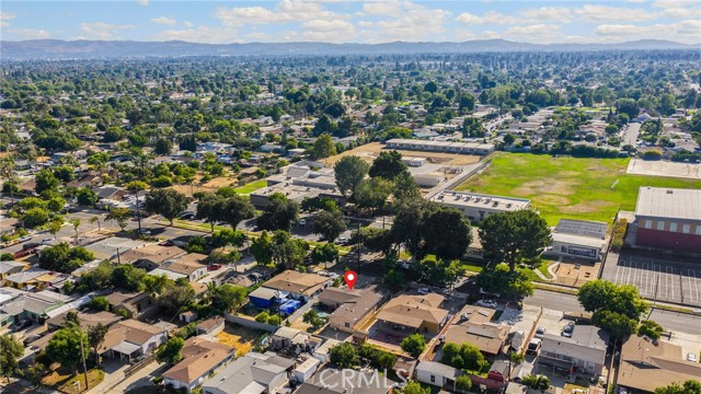 1533 S Sultana Avenue, Ontario CA: https://media.crmls.org/medias/4648fef2-393c-461e-83a1-82f85bf97968.jpg