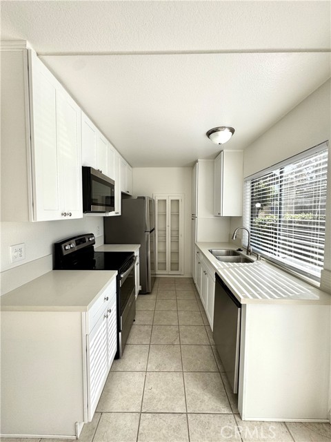 Detail Gallery Image 5 of 18 For 960 E Bonita Ave #113,  Pomona,  CA 91767 - 1 Beds | 1 Baths