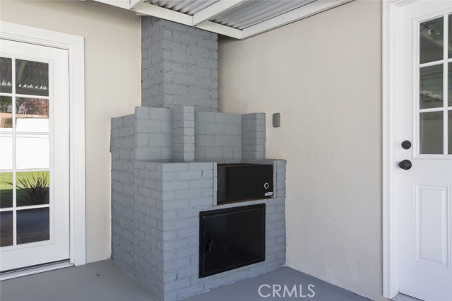 417 W Leeside, Glendora CA: https://media.crmls.org/medias/464a3414-ff77-405b-8e2b-fb2054abefbb.jpg