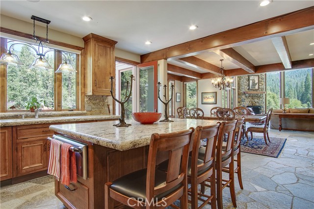 Detail Gallery Image 13 of 62 For 7899 Forest Dr, Yosemite,  CA 95389 - 3 Beds | 3/1 Baths