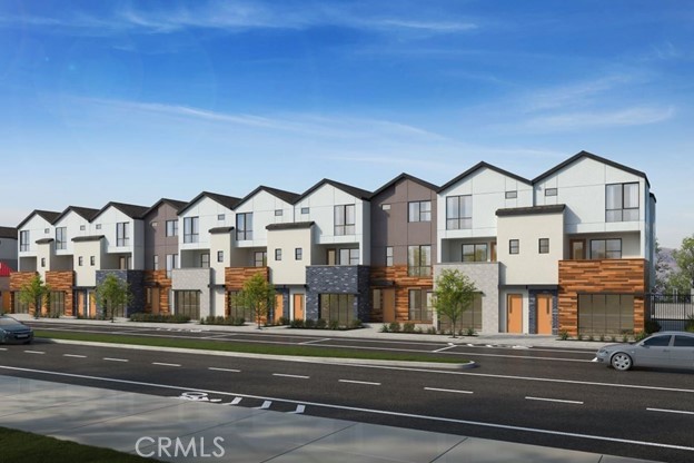 Front Image Thumbnail for CROC26067586