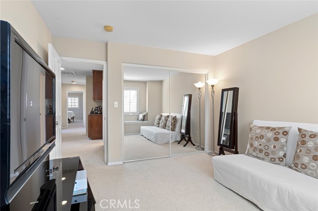 Detail Gallery Image 11 of 61 For 332 Sagehen Ct, Corona,  CA 92878 - 4 Beds | 2/1 Baths