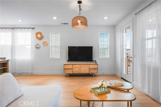 Detail Gallery Image 13 of 43 For 1291 Windmill Road, Rancho Mission Viejo,  CA 92694 - 4 Beds | 3/1 Baths