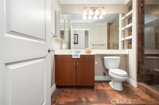 Detail Gallery Image 22 of 30 For 1801 E Katella Ave #2023,  Anaheim,  CA 92805 - 2 Beds | 2 Baths