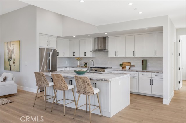 2405 Mathews Avenue, Redondo Beach CA: https://media.crmls.org/medias/464d36f0-5d4b-4ed8-9618-f8375873ec21.jpg