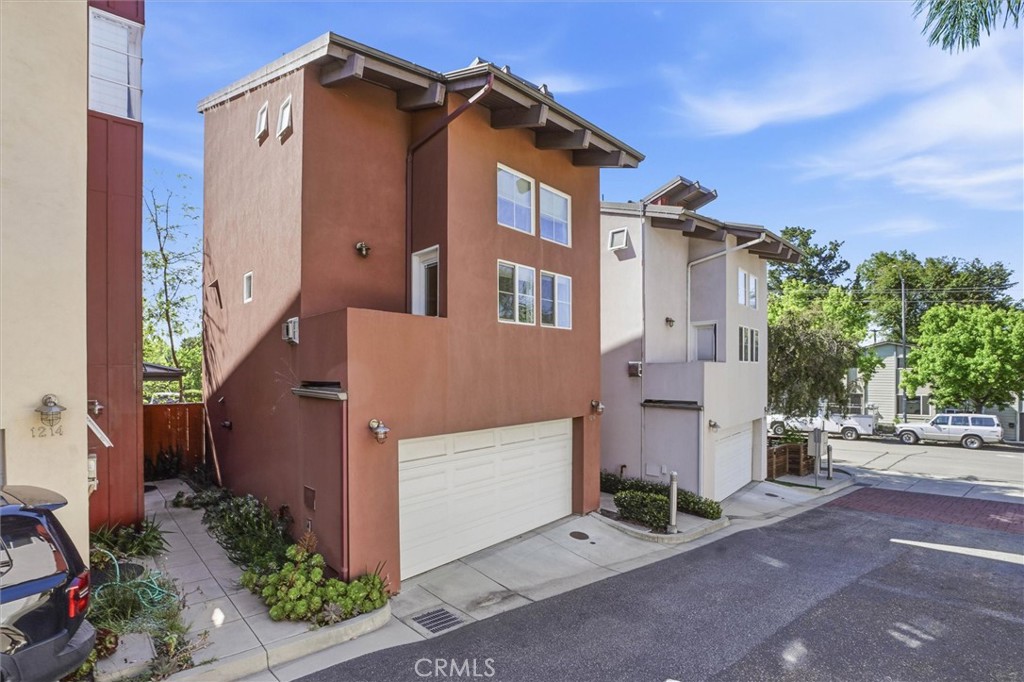 1216 Southwood Drive