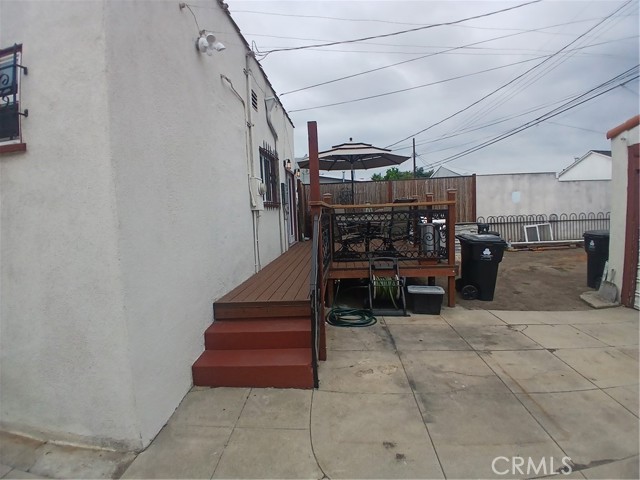 1831 W 68th Street, Los Angeles CA: https://media.crmls.org/medias/464d3db6-8063-4018-b703-dcccfcca981e.jpg