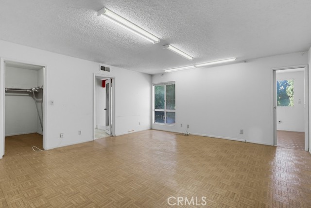6491 East Saddle photo 28