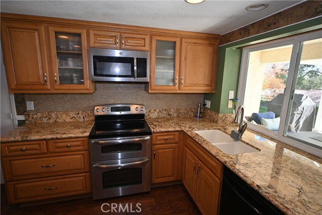 Detail Gallery Image 10 of 44 For 28132 via Chocano, Mission Viejo,  CA 92692 - 3 Beds | 2 Baths