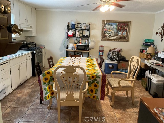 Detail Gallery Image 9 of 16 For 915 R St, Merced,  CA 95341 - 3 Beds | 1 Baths