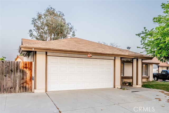 43639 Persimmons Lane, Hemet CA: https://media.crmls.org/medias/464ef544-24cf-43d0-8430-7893add7c328.jpg