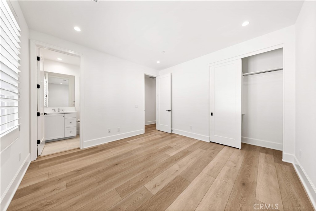 MLS #OC26152221 image #33