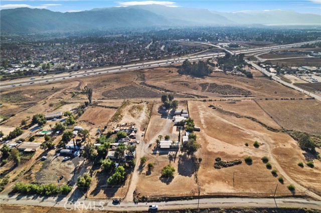 35141 Bayless Road, Wildomar CA: https://media.crmls.org/medias/46501987-c3be-4065-a464-e97a8f6eb141.jpg