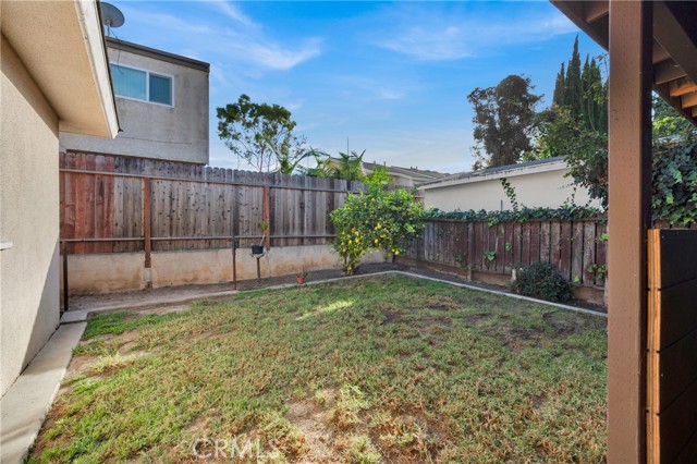 Detail Gallery Image 29 of 33 For 7872 Cypress Dr, Huntington Beach,  CA 92647 - 3 Beds | 1/1 Baths