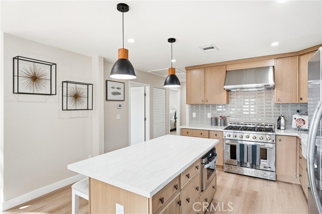 Detail Gallery Image 16 of 57 For 4523 Lexington, Los Angeles,  CA 90029 - 3 Beds | 2 Baths
