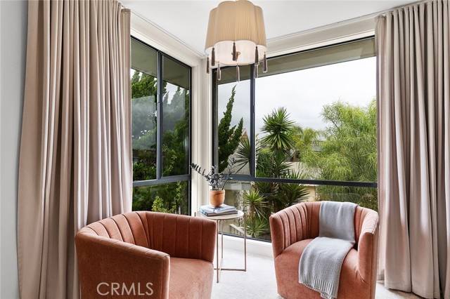 6360 E Vera Crest Drive, Long Beach CA: https://media.crmls.org/medias/465127e0-dd71-48a3-a75c-f2d3bd32161e.jpg