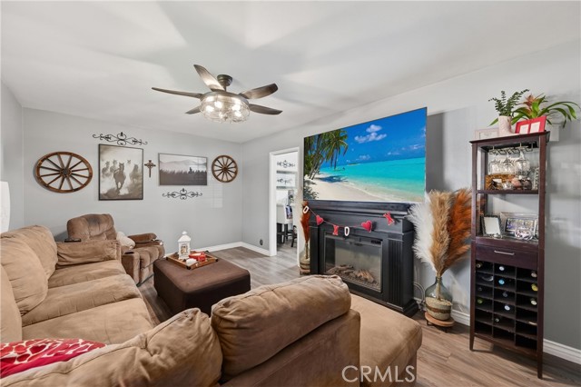 Detail Gallery Image 5 of 21 For 638 Michigan, Beaumont,  CA 92223 - – Beds | – Baths