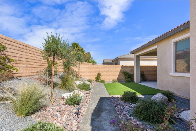 Detail Gallery Image 11 of 28 For 39851 Alba Way, Palm Desert,  CA 92211 - 2 Beds | 2 Baths