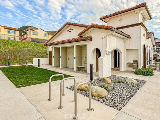 Detail Gallery Image 64 of 73 For 246 San Miguel Island Dr, Camarillo,  CA 93012 - 4 Beds | 2/1 Baths