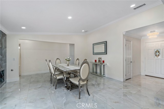 Detail Gallery Image 10 of 38 For 2649 28th, Highland,  CA 92346 - 4 Beds | 2 Baths