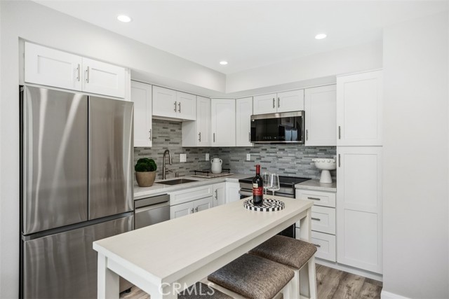32091 Virginia Way, Laguna Beach CA: https://media.crmls.org/medias/465402d8-62a9-402c-9780-30d782a511cf.jpg