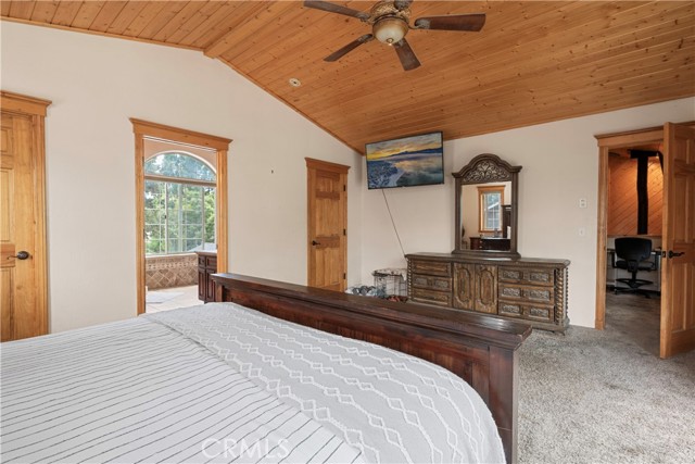 Detail Gallery Image 34 of 45 For 209 W Meadow Ln, Big Bear City,  CA 92314 - 3 Beds | 2 Baths