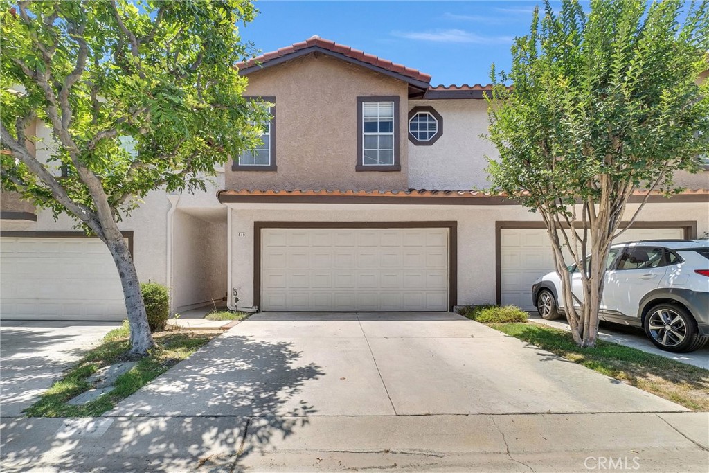 815 Tiverton Court
