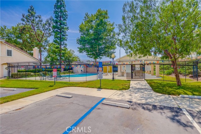 1876 Forest Drive, Azusa CA: https://media.crmls.org/medias/4655e2af-97da-4013-bd7e-e1adf3bf1f8e.jpg