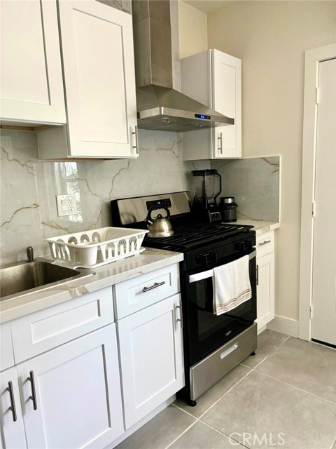 4628 W Simmons Avenue, Orange CA: https://media.crmls.org/medias/46560bf0-9cc4-42b9-9ecc-8623f31de8dd.jpg