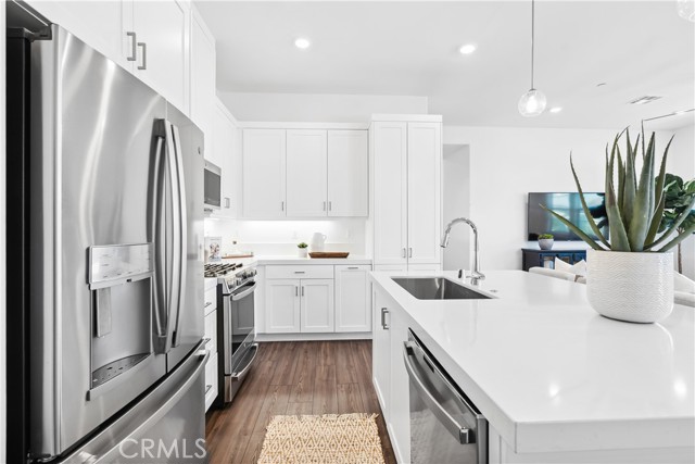 Detail Gallery Image 3 of 75 For 734 Sunrise Rd, Rancho Mission Viejo,  CA 92694 - 3 Beds | 3 Baths