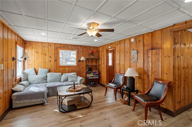 Detail Gallery Image 6 of 25 For 33424 Holcomb Creek Dr, Green Valley Lake,  CA 92341 - 2 Beds | 2 Baths