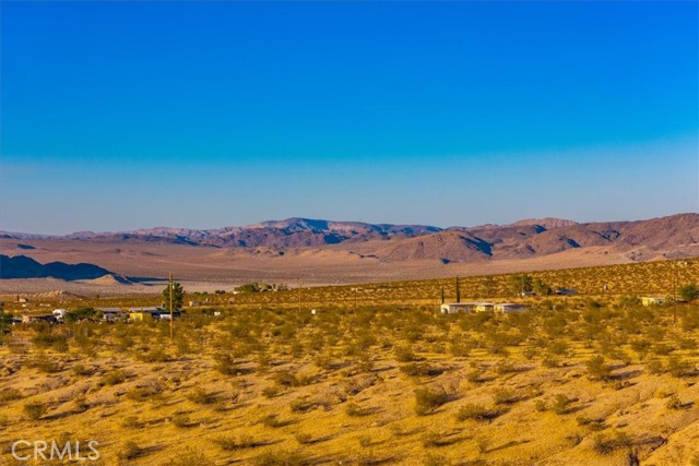 Detail Gallery Image 43 of 68 For 5975 Desert Star Rd #1-2,  Johnson Valley,  CA 92285 - 2 Beds | 4 Baths