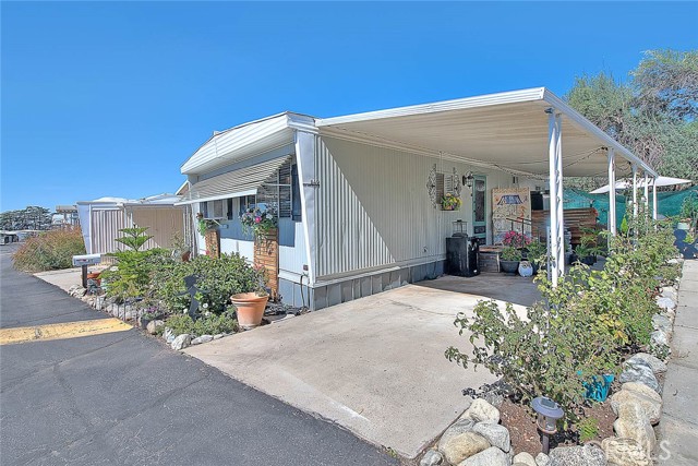 Detail Gallery Image 6 of 49 For 1255 Amethyst St #49,  Mentone,  CA 92359 - 2 Beds | 2 Baths