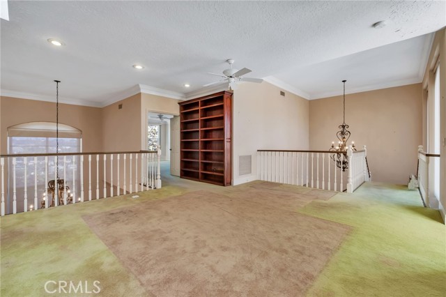 Detail Gallery Image 33 of 59 For 12305 Ridge, Los Angeles,  CA 90049 - 2 Beds | 2/1 Baths