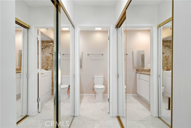 75 Willow Tree Lane, Irvine CA: https://media.crmls.org/medias/4657a11e-7a00-409a-9bfe-a7c019d17255.jpg