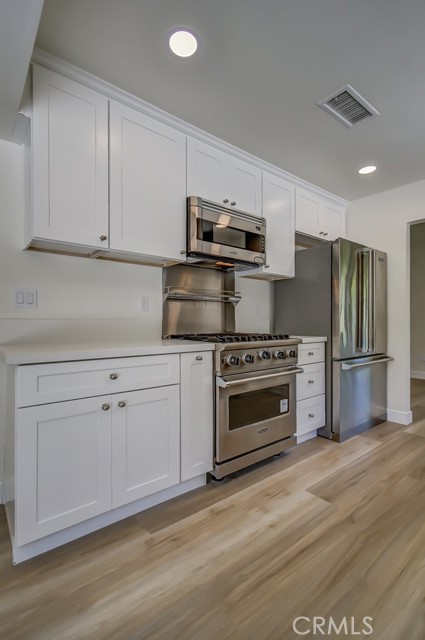 1302 Cadena, San Clemente CA: https://media.crmls.org/medias/465866df-9124-4d92-93a0-1aba013393ad.jpg