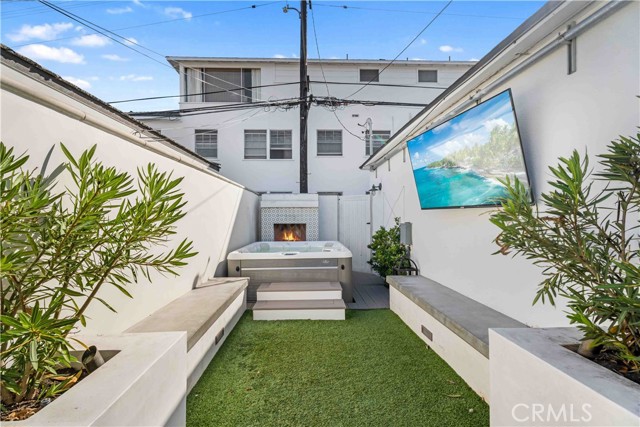 316 Claremont photo 51