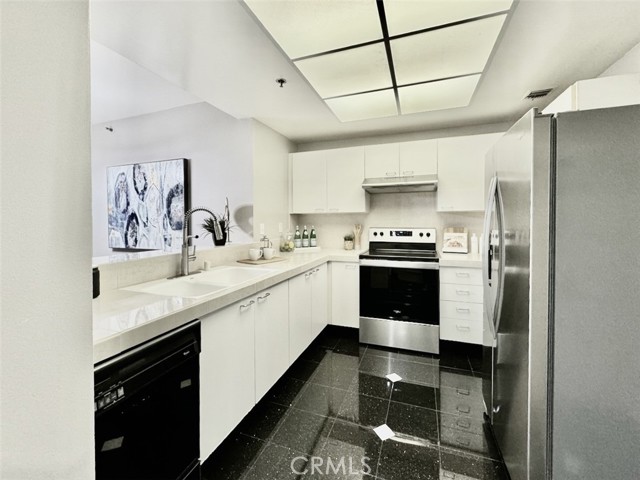 Detail Gallery Image 5 of 56 For 525 E Seaside Way #305,  Long Beach,  CA 90802 - 2 Beds | 1/1 Baths