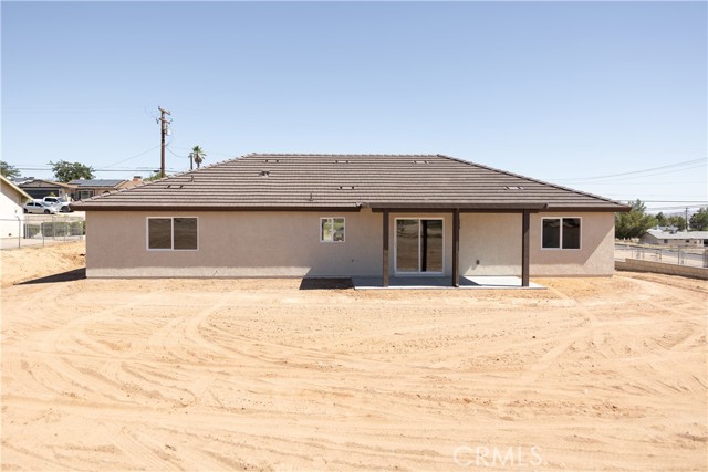 17963 Catalpa Street, Hesperia CA: https://media.crmls.org/medias/46592cd1-b05b-49c8-9b63-700d93dd4cd2.jpg