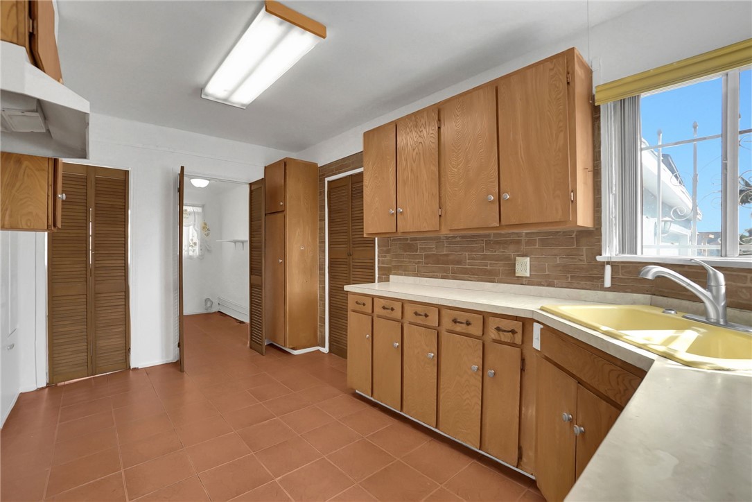 Detail Gallery Image 17 of 39 For 655 W 106th St, Los Angeles,  CA 90044 - 3 Beds | 2 Baths