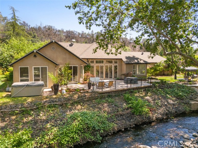 11 Sycamore Valley Road, Chico CA: https://media.crmls.org/medias/46597e72-4f67-456e-b1a3-b0cb6de5055f.jpg