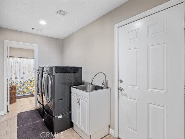 Detail Gallery Image 20 of 73 For 13850 Nightshade Rd, Apple Valley,  CA 92307 - 5 Beds | 5 Baths