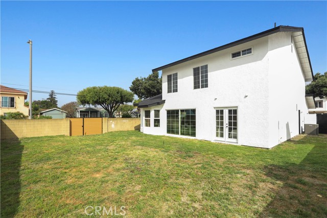 Detail Gallery Image 26 of 29 For 9602 Ives, Bellflower,  CA 90706 - 4 Beds | 3 Baths