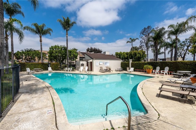 Detail Gallery Image 36 of 37 For 1828 Rainbow Terrace Ln, Montebello,  CA 90640 - 3 Beds | 1/1 Baths