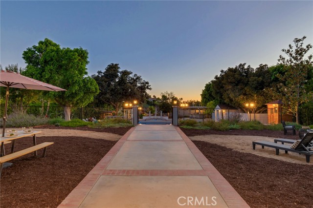 Detail Gallery Image 30 of 57 For 7021 Wyndham Hill Dr, Riverside,  CA 92506 - 5 Beds | 4/2 Baths