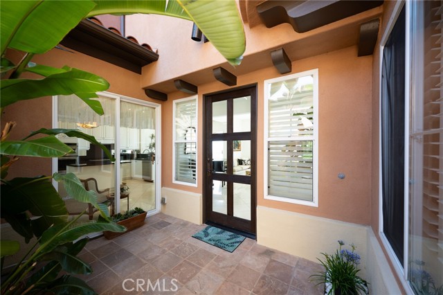 11 Classico Drive, Newport Coast CA: https://media.crmls.org/medias/465d5c5c-36ac-4aff-84ae-788864d589e8.jpg